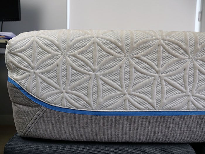 Cover on the Tempurpedic Cloud Breeze