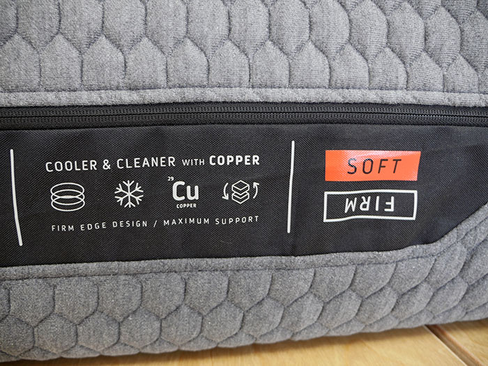 Layla Hybrid Soft Label