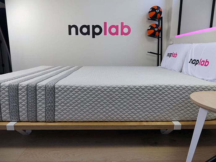 Leesa Hybrid mattress side