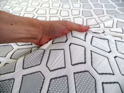 Propel Dual Sided Hybrid Firm Mattress Cover Close Up Propel Dual Sided Hybrid firm mattress cover close-up