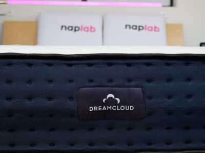 Dreamcloud Luxury Hybrid Logo