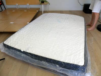 DreamCloud Luxury Hybrid unboxing