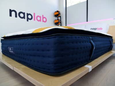 Memory Foam vs. Hybrid - A Side-by-Side Comparison - NapLab