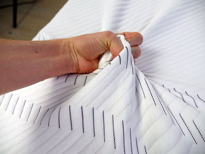 Purple Hybrid Premier 4 mattress cover close