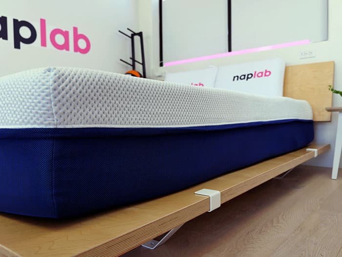 Amerisleep AS3 Foam mattress side