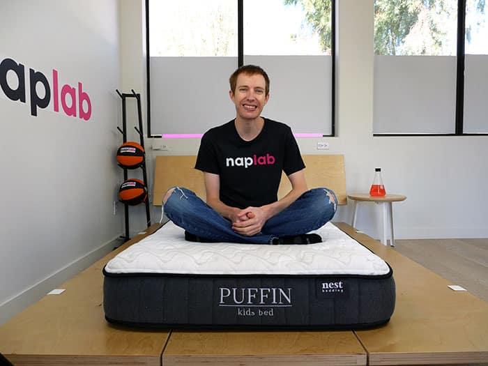 Nest Puffin Kids sitting