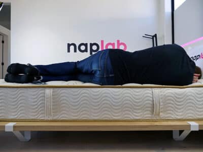 Saatva Modern Foam Edge Side Sleeping Saatva Modern Foam edge support - side sleeping