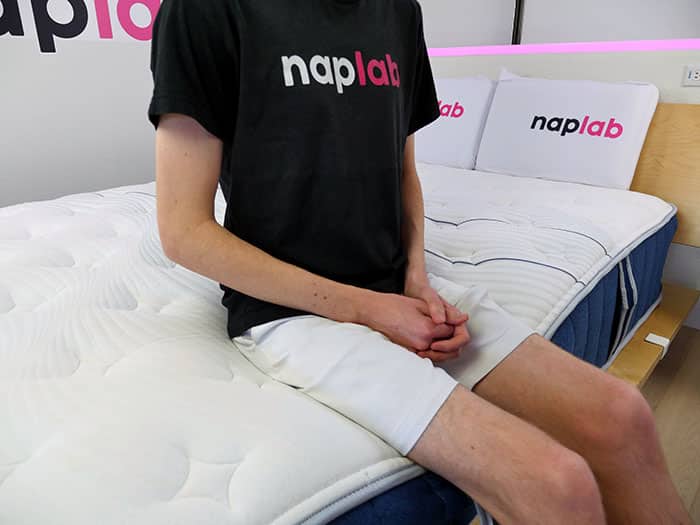 Bear Elite Hybrid edge support - sitting