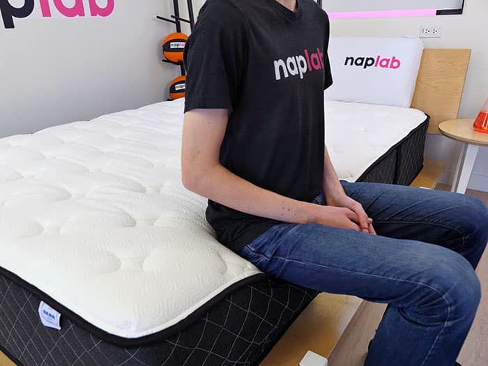 Bear Star Hybrid edge sitting Bear Star Hybrid edge sitting