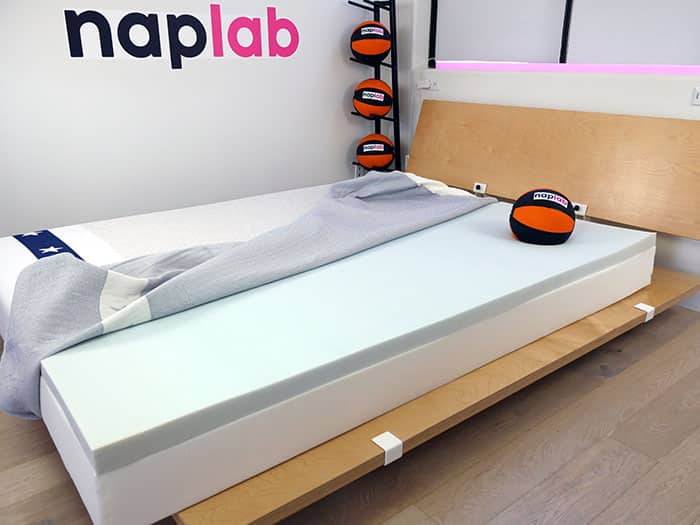 Full Moon Open Cover Full Moon open cover