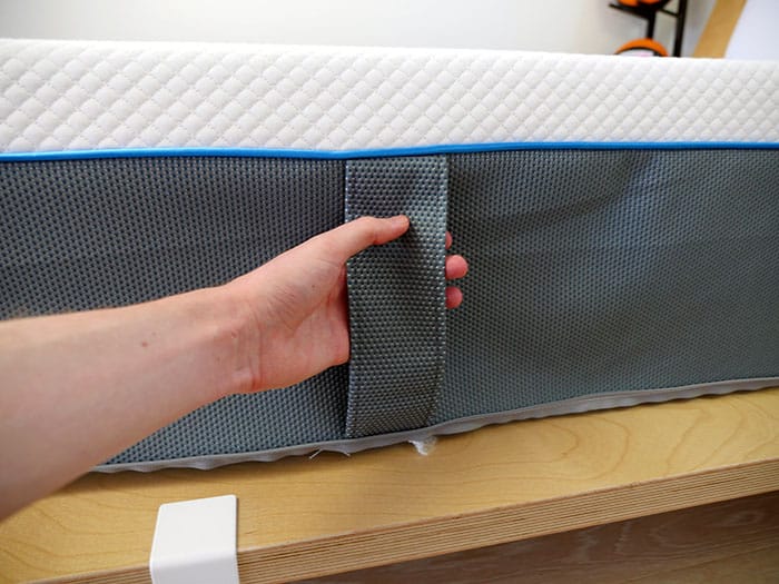 Simba Hybrid 2500 holding handle