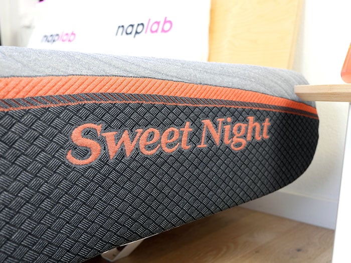 SweetNight Dreamy Memory Foam logo