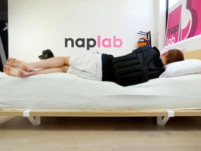 Vaya Hybrid edge support - side sleeping with vest