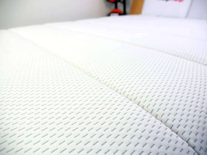 Vaya Hybrid mattress cover
