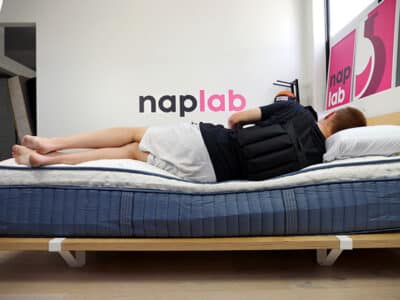 Diamond Flurry Lux Cooling Hybrid edge support - side sleeping with vest