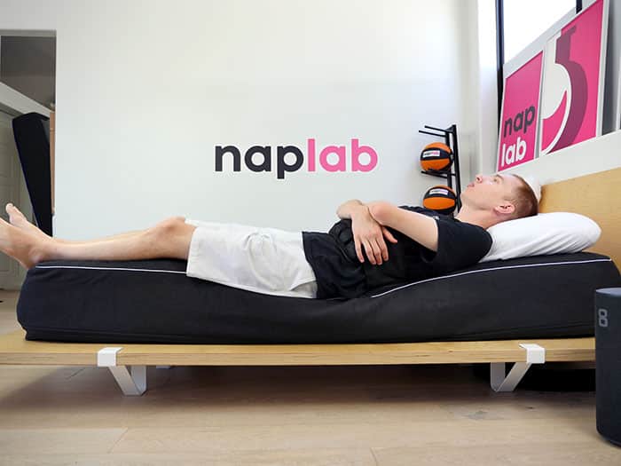 Eight Sleep Edge Vest Sleep Back Eight Sleep Pod 3 edge support - back sleeping with vest