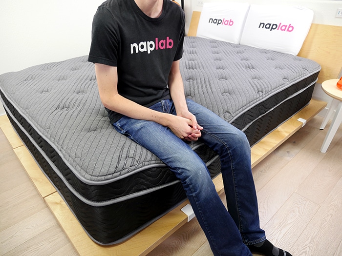 Elm Sleep Resort Edge Sitting Elm Sleep Resort edge support - sitting