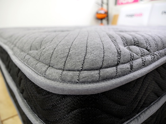 Elm Sleep Resort Mattress Cover Elm Sleep Resort mattress cover