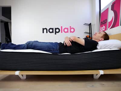 Plank Firm Luxe edge support - back sleeping with vest