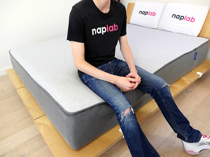 Casper Select Edge Support Sitting