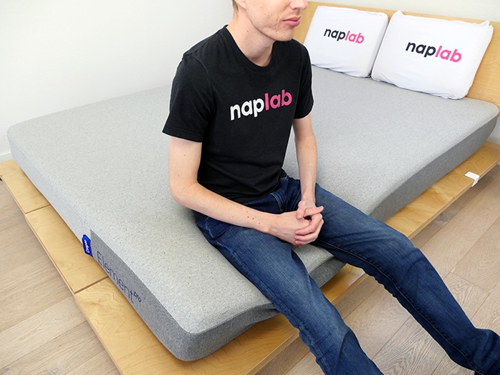 Casper Element Pro Edge Support Sitting