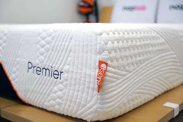 Isense Premier Hybrid Corner Close