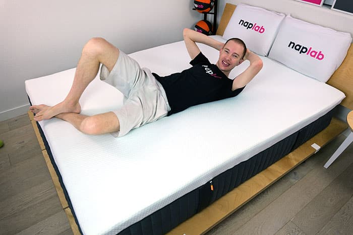 Emma Hybrid Comfort Relaxing