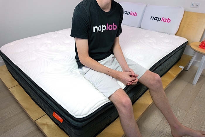 Sweetnight Twilight Edge Sitting