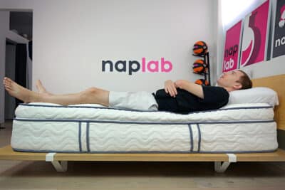 Dlx Premier Hybrid Edge Support Back Sleeping With Vest