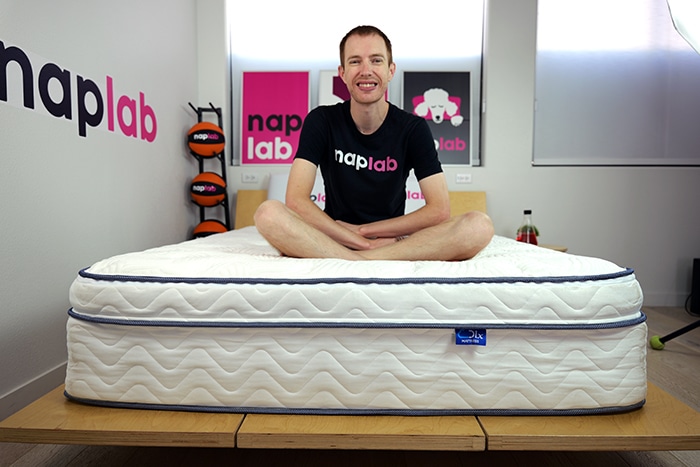 Dlx Premier Hybrid Sitting