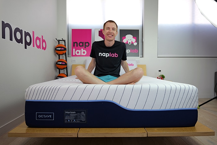 Octave Horizon Sitting Octave Horizon Sitting