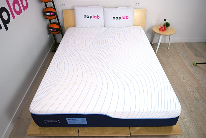 Octave Mirage 4 Octave Mirage 4