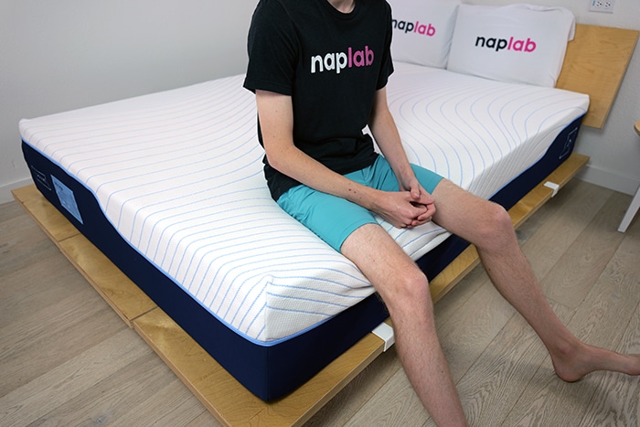 Octave Mirage Edge Sitting