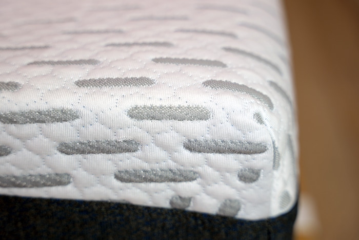 Ashley Sleep Align Latex Hybrid Corner Close