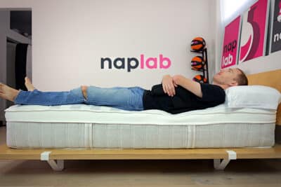 Leesa Sapira Chill Edge Support Back Sleeping With Vest