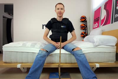 Leesa Sapira Chill Edge Support With Vest