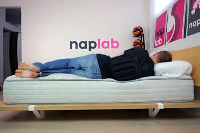 Leesa Studio Chill Edge Support Side Sleeping With Vest