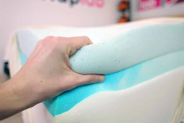 Classic Brands Cool Gel Squeezing Top Layer