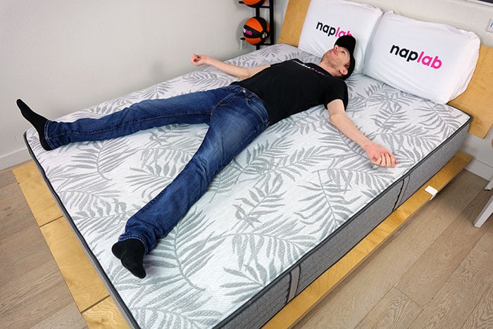 Sealy Posturepedic Carver Back Sleeping Sealy Posturepedic Carver Back Sleeping