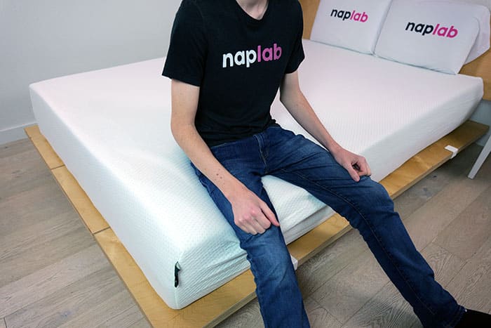 Zinus Green Tea Edge Sitting Zinus Green Tea Edge Sitting