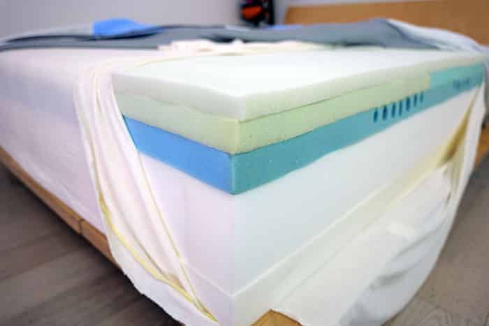 Casper Dream Max Hybrid Material Corner