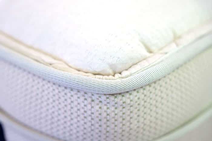 Leesa Natural Hybrid Corner Close