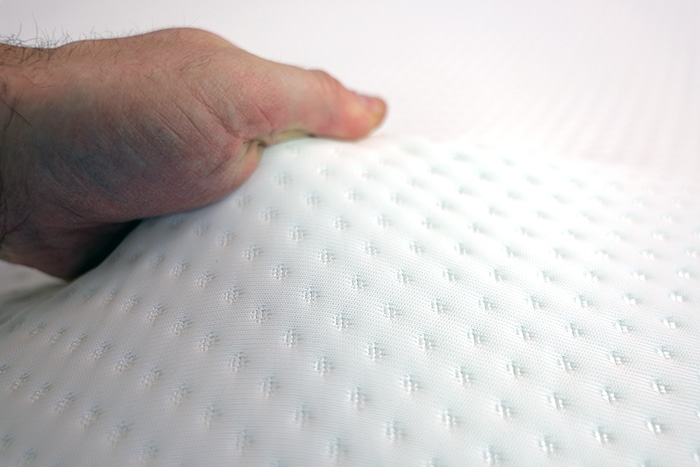 Emma Hybrid Cooling Elite Mattress Cover Close