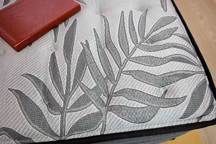 Sealy Posturepedic Plus Mount Auburn Cover