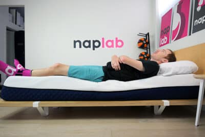 Silk And Snow Edge Support Back Sleeping With Vest Silk And Snow Edge Support Back Sleeping With Vest