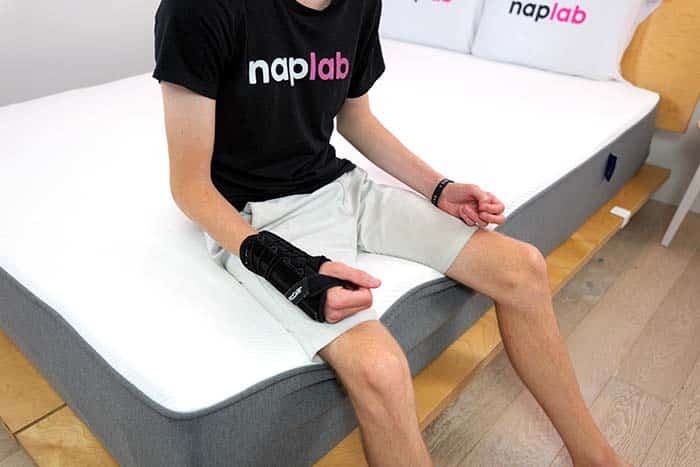 Casper Cooling Select Hybrid Edge Compression