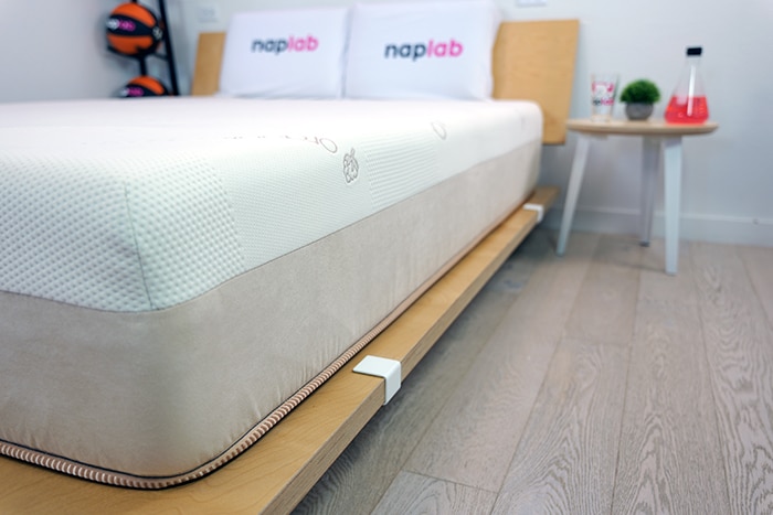 Saatva Contour5 Side