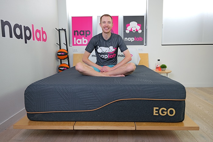 Egohome Ego Black Firm Sitting