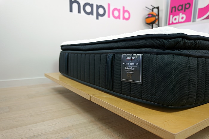 Kirkland Signature Lakeridge Foot