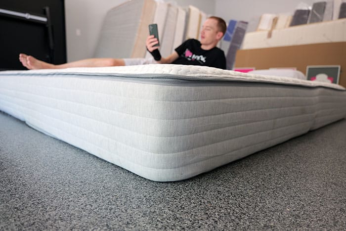 Nolah Luxe Alaskan King Relaxing